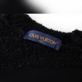 LOUIS VUITTON Двусторонний свитер с инкрустированным логотипом [с