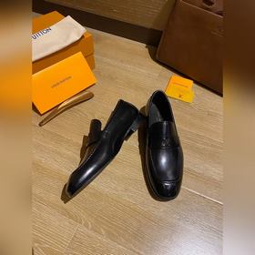 Louis Vuitton LV Новые кожаные туфли для повседневной носки дело