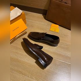 Louis Vuitton LV Новые кожаные туфли для повседневной носки дело