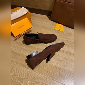 Louis Vuitton LV Новые кожаные туфли для повседневной носки дело