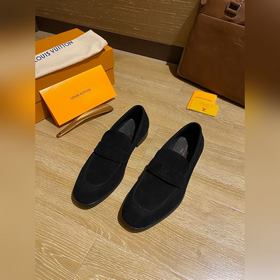 Louis Vuitton LV Новые кожаные туфли для повседневной носки дело