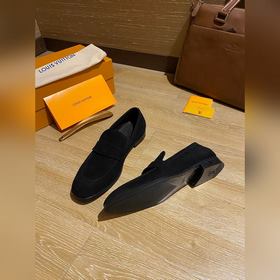 Louis Vuitton LV Новые кожаные туфли для повседневной носки дело