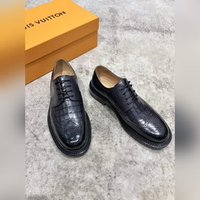 Louis Vuitton LV (Луи Виттен) Оксфорды из телячьей кожи с изыскан
