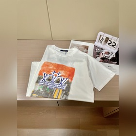 Новая модель короткорукавой футболки Louis Vuitton yyds для повсе
