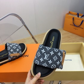 LV pillow comfort серия тапочек на липучках для пар Очень удобны