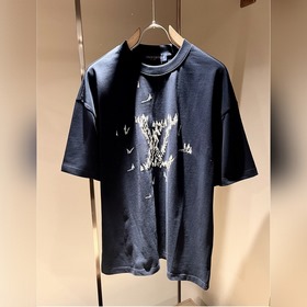 Louis Vuitton, семья Луи, новый легкий и роскошный комплект одежд