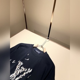 Louis Vuitton, семья Луи, новый легкий и роскошный комплект одежд