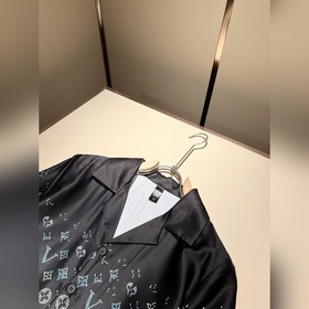 Louis Vuitton, семья Луи, новая весенняя и летняя коллекция Monog