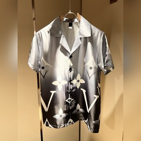 Louis Vuitton, семья Луи, новая весенняя и летняя коллекция Monog