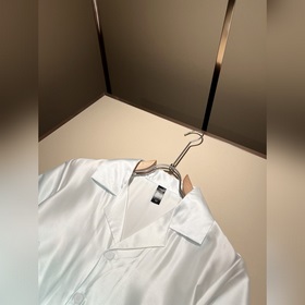 Louis Vuitton, семья Луи, новая весенняя и летняя коллекция Monog