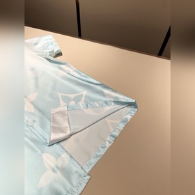 Louis Vuitton, семья Луи, новая весенняя и летняя коллекция Monog