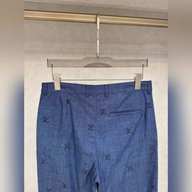 Цена одежды 3500, цена брюк 3500, версия LOUIS VUITTON Louis Vuit
