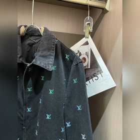 LV Denim — идеальное сочетание классики модных тенденций. Черная 