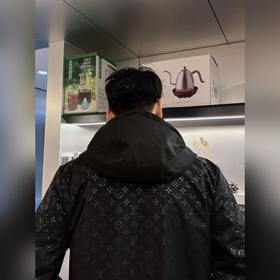 Оригинальная модель с официального сайта Louis Vuitton, предварит