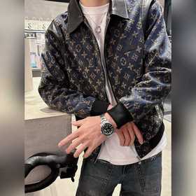 Оригинальная модель с официального сайта Louis Vuitton, предварит