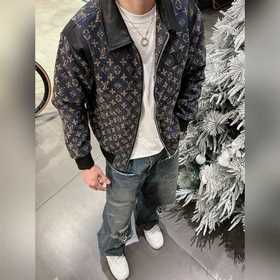 Оригинальная модель с официального сайта Louis Vuitton, предварит