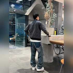 Оригинальная модель с официального сайта Louis Vuitton, предварит