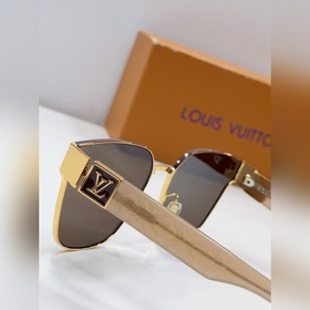LOUIS VUITTON  МОДЕЛЬ： Z1763  РАЗМЕР： 62*13-145