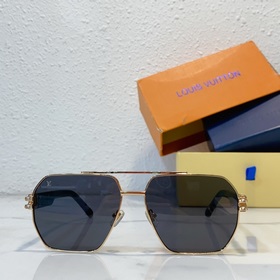 LOUIS VUITTON  МОДЕЛЬ： Z2016U Размер： 61 x 15 x 142