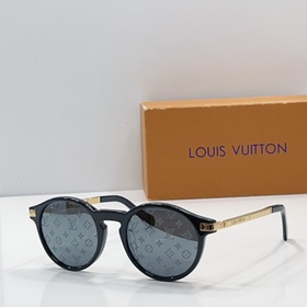 LOUIS VUITTON  МОДЕЛЬ： Z3108U  РАЗМЕР： 60 x 16 x 145