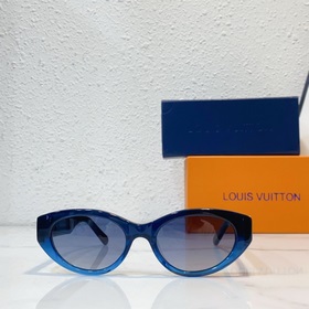 LOUIS VUITTON  МОДЕЛЬ： Z2105w Размер： 53 x 19 x 140