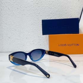 LOUIS VUITTON  МОДЕЛЬ： Z2105w Размер： 53 x 19 x 140