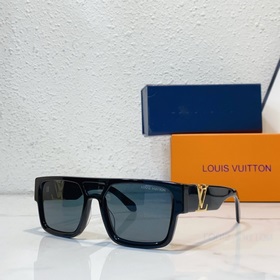 Louis VUITTON MOD： Z2062W Размер： 133-0-140