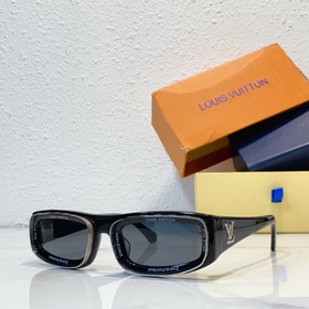 LOUIS VUITTON  Модель： Z2388U Размер： 57-24-135