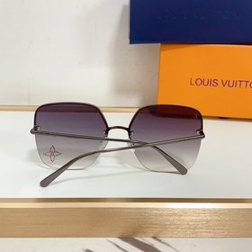 LOUIS VUITTON  МОДЕЛЬ： Z2014U Размер： 63 x 17 x 42