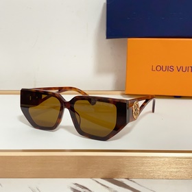 LOUIS VUITTON  МОДЕЛЬ： Z4U Размер： 67 x 12 x 145