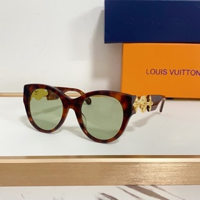 LOUIS VUITTON МОДЕЛЬ： Z2250W РАЗМЕР： 53 x 22 x 135