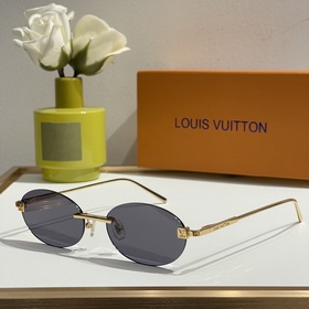 LOUIS VUITTON  МОДЕЛЬ： Z2193U Размер： 55 x 17 x 145