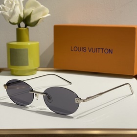 LOUIS VUITTON  МОДЕЛЬ： Z2193U Размер： 55 x 17 x 145