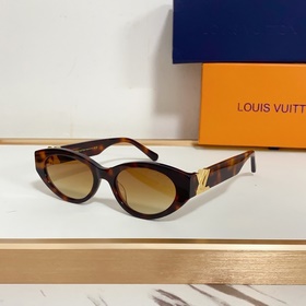 LOUIS VUITTON MOD： Z1867 Размер： 51 x 20 x 140