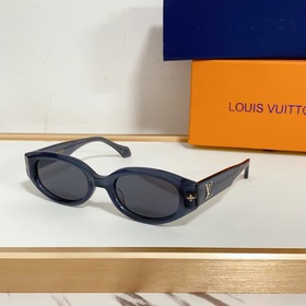LOUIS VUITTON MOD： Z0662 Размер： 51 x 23 x 145