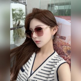 LOUIS VUITTON МОДЕЛЬ： Z1876  РАЗМЕР： 57х16-145