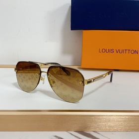 LOUIS VUITTON  МОДЕЛЬ： Z1304 Размер： 62 x 13 x 45