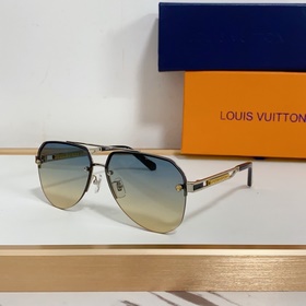 LOUIS VUITTON  МОДЕЛЬ： Z1304 Размер： 62 x 13 x 45