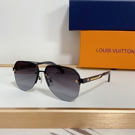 LOUIS VUITTON  МОДЕЛЬ： Z1304 Размер： 62 x 13 x 45