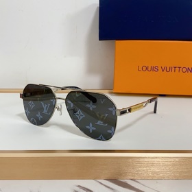 LOUIS VUITTON  МОДЕЛЬ： Z1302 Размер： 61 x 14 x 145