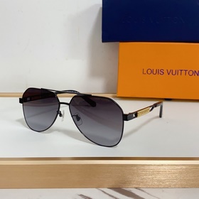 LOUIS VUITTON  МОДЕЛЬ： Z1302 Размер： 61 x 14 x 145