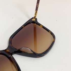 LOUIS VUITTON  МОДЕЛЬ： Z1708 РАЗМЕР： 59-14-145