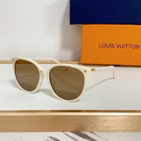 LOUIS VUITTON  МОДЕЛЬ： Z2417 Размер： 58-18-145