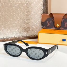 LOUIS VUITTON МОДЕЛЬ： Z0662 РАЗМЕР： 51 x 23 x 145