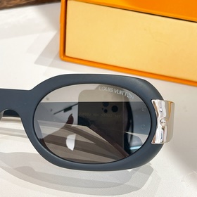LOUIS VUITTON МОДЕЛЬ： Z2600U РАЗМЕР： 55х22-140