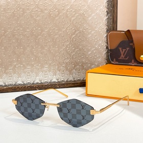 LOUIS VUITTON МОДЕЛЬ： Z2192U РАЗМЕР： 55 x 17 x 145