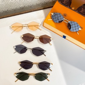 LOUIS VUITTON МОДЕЛЬ： Z2192U РАЗМЕР： 55 x 17 x 145
