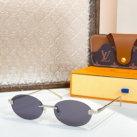 LOUIS VUITTON МОДЕЛЬ： Z2193U РАЗМЕР： 55х17-145