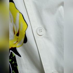 Новая хлопковая рубашка Prada 2025ss с принтом Timecapsule. Яркий