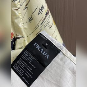 Короткорукавная рубашка Prada Hawaii с принтом. Эта хлопковая руб
